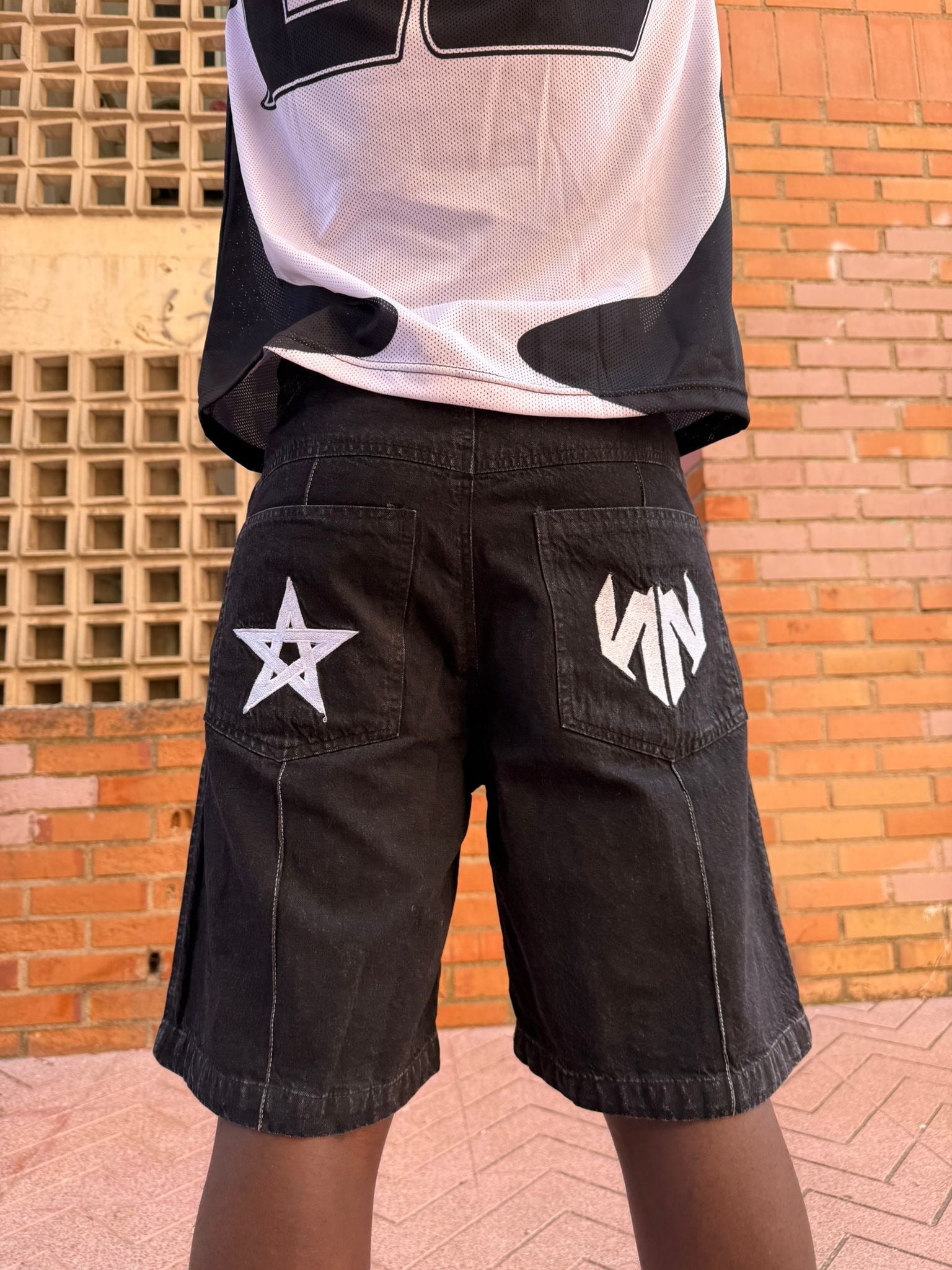 MESH TEE + DENIM BLACK SHORTS