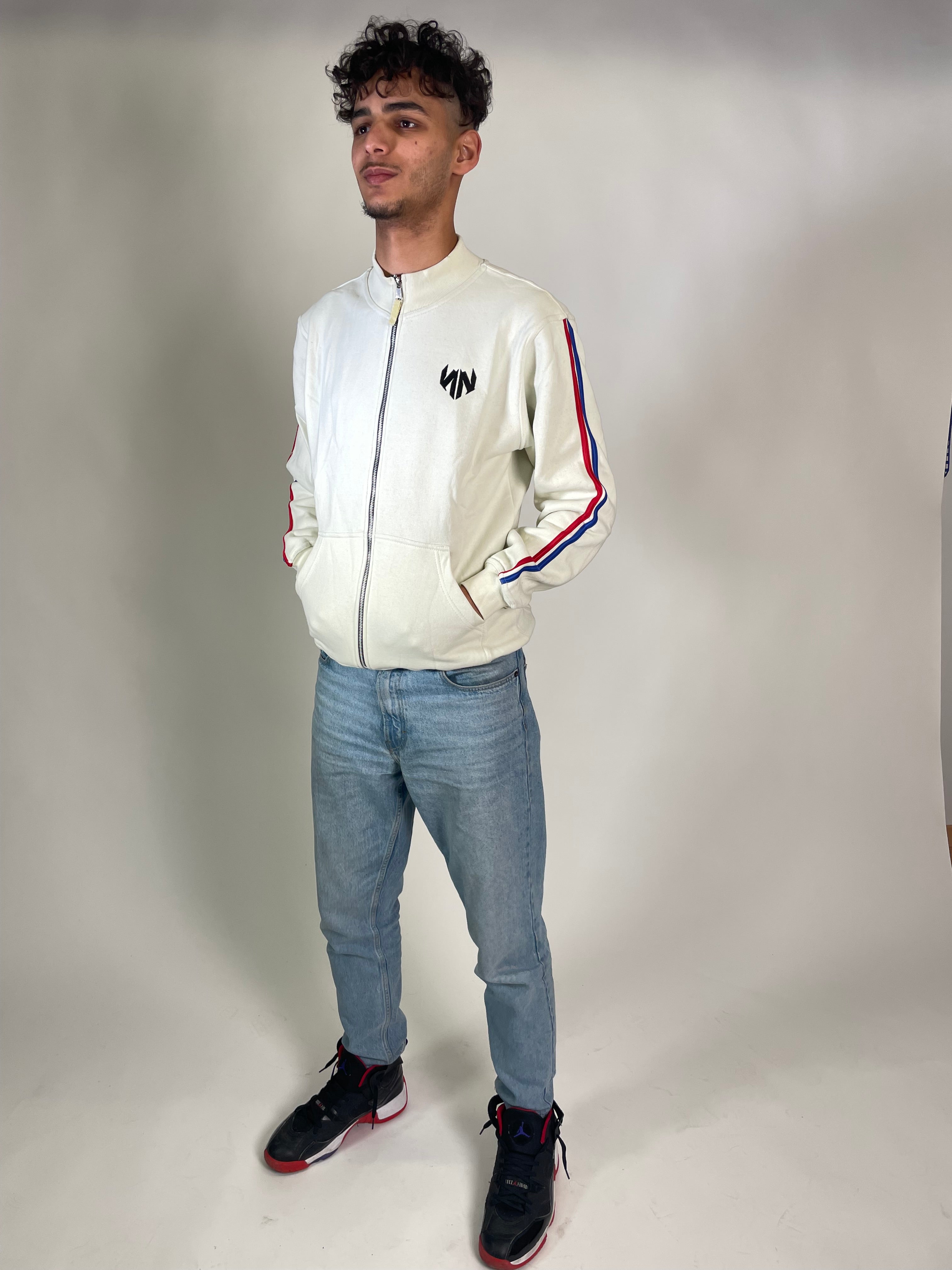 FLEECE SWEATSHIRT