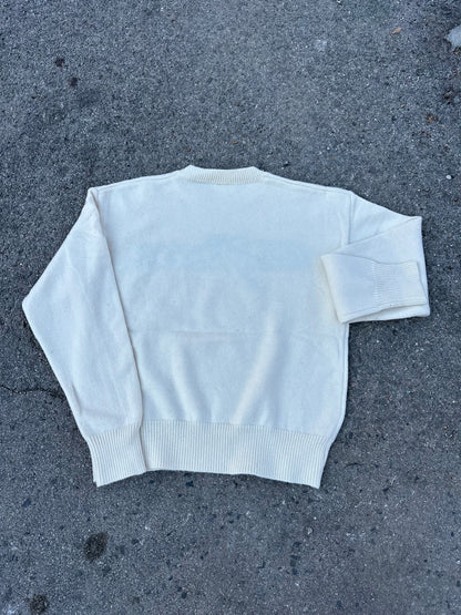 WHITE ITALIC LETTER SWEATER